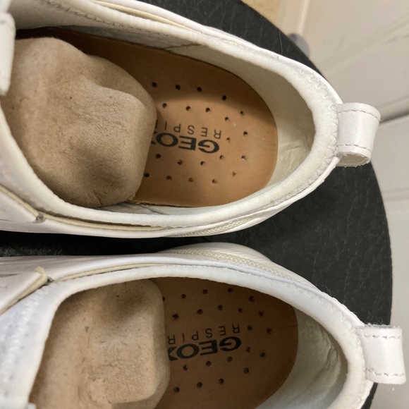 New without Box Geox Women's White Sneaker Leather Size: 7 - Picture 5 of 8